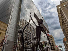 Sculpture de cuivre de B. Garner, Sparks Street,Ottawa