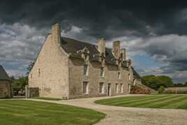 Archives châtelaines : manoir de Kernault