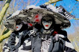 a chacun son masque 7