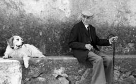 Un papy Corse et son chien