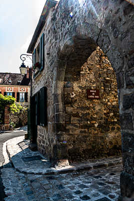 ruelle de l'Hôtel Dieu St-Sulpice de Favières