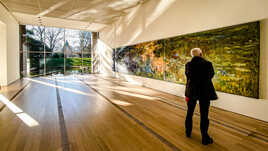 pictures at an exhibition