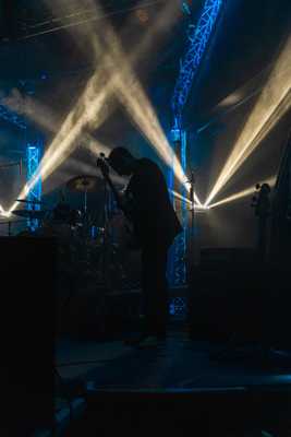 Monzon Play Bowie 2020 - The Bassist