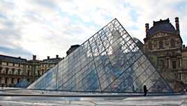 Pyramides du Louvre