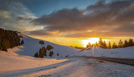 Coucher de soleil sur les pistes