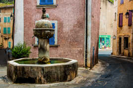 Fontaine d' intersection.