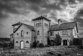 Ferme fortifiée dans le Perche
