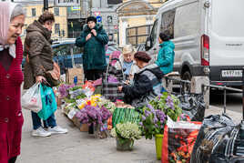 marché trottoir St-Petersbourg 1