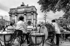 Fanfare et carrousel