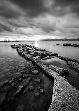 Digue monochrome