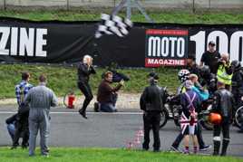 Faux départ (Retour au circuit Carole)