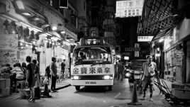 dans les rues d'Hong Kong