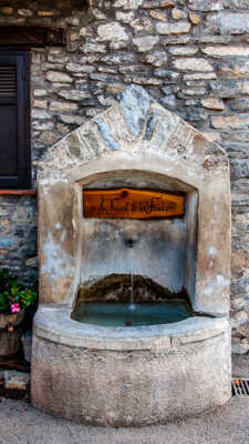 Petite fontaine public