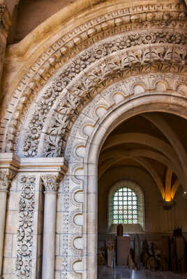 Superbe Voûte Sculptée de l' Abbaye