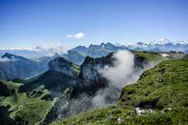 Les falaises de Sous-Dine