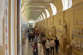 Dans les galeries du Vatican