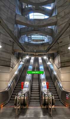 Station métro au matin