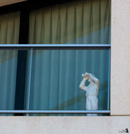 Je vous surveille ( V2)