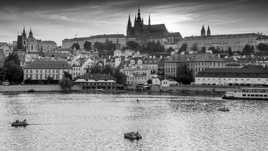 Prague le soir en Noir et Blanc