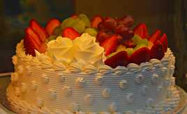 Gourmandise meringue et fruits