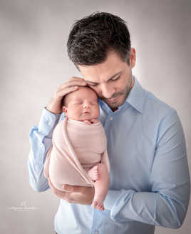bébé et papa