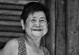 Grand-mère au sourire