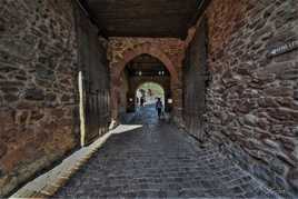 La  vieille entrée.