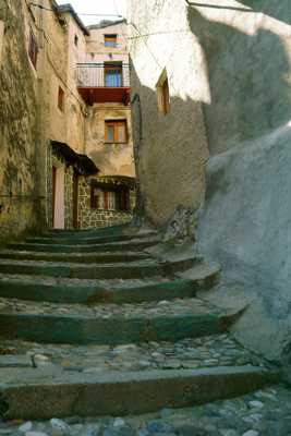 Rue dans vieux village