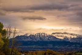 Éclaircie sur la montagne