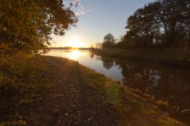 Lever de soleil sur le canal