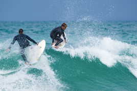 Rencontre sur la vague