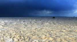 Le père Fouras pas content déchaîne les éléments.