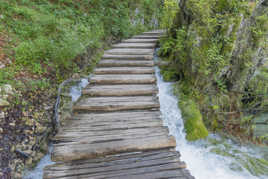 Marcher sur une cascade