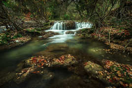 Sillant la cascade