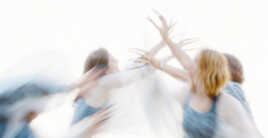 Evanescence (2)