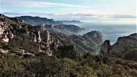 les calanques vues du Plateau de l'homme mort