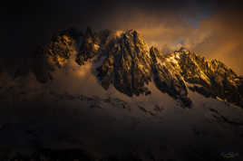 Les Aiguilles Rouges dans une lumière hivernale.