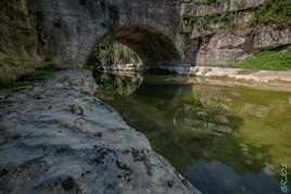 Un pont sur la rivière