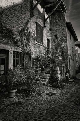 Fin d'après midi a Pérouges