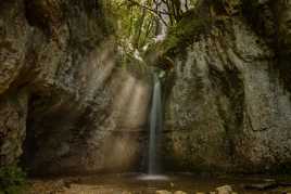Lumière sur la cascade