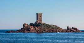 L' Île d'Or dans la belle bleue