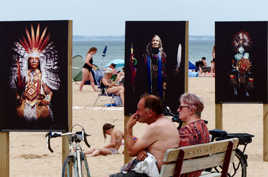 Peaux rouges/Peaux blanches