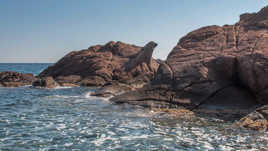 La nature compose avec l' art.