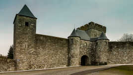 Le château médiéval Thy-Le-Chateau 3