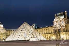 Pyramide lumineuse