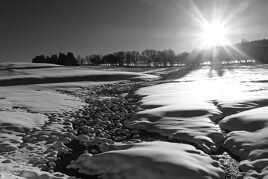 Une ultime apparition sur la rivière de pierres