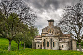 Abbatiale St Pierre de Marnans