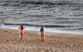 Les bronzées à la plage