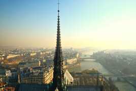 La flèche de la cathédrale