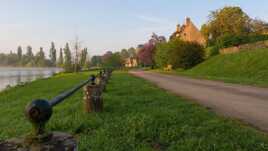 Apremont, le long de l'Allier